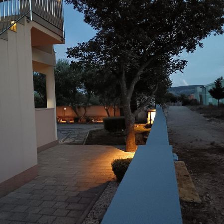 Apartman Pajo Seline Bagian luar foto