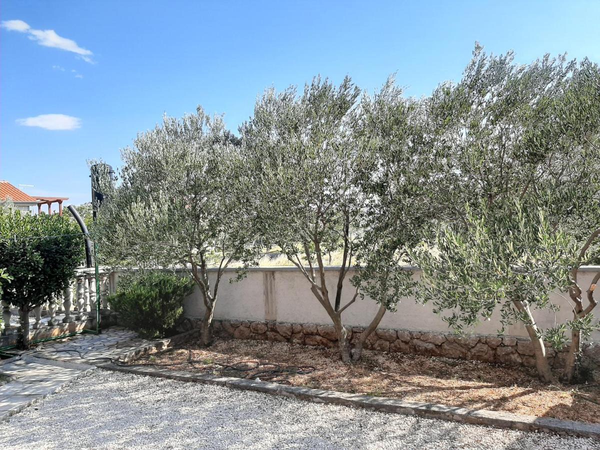 Apartman Pajo Seline Bagian luar foto
