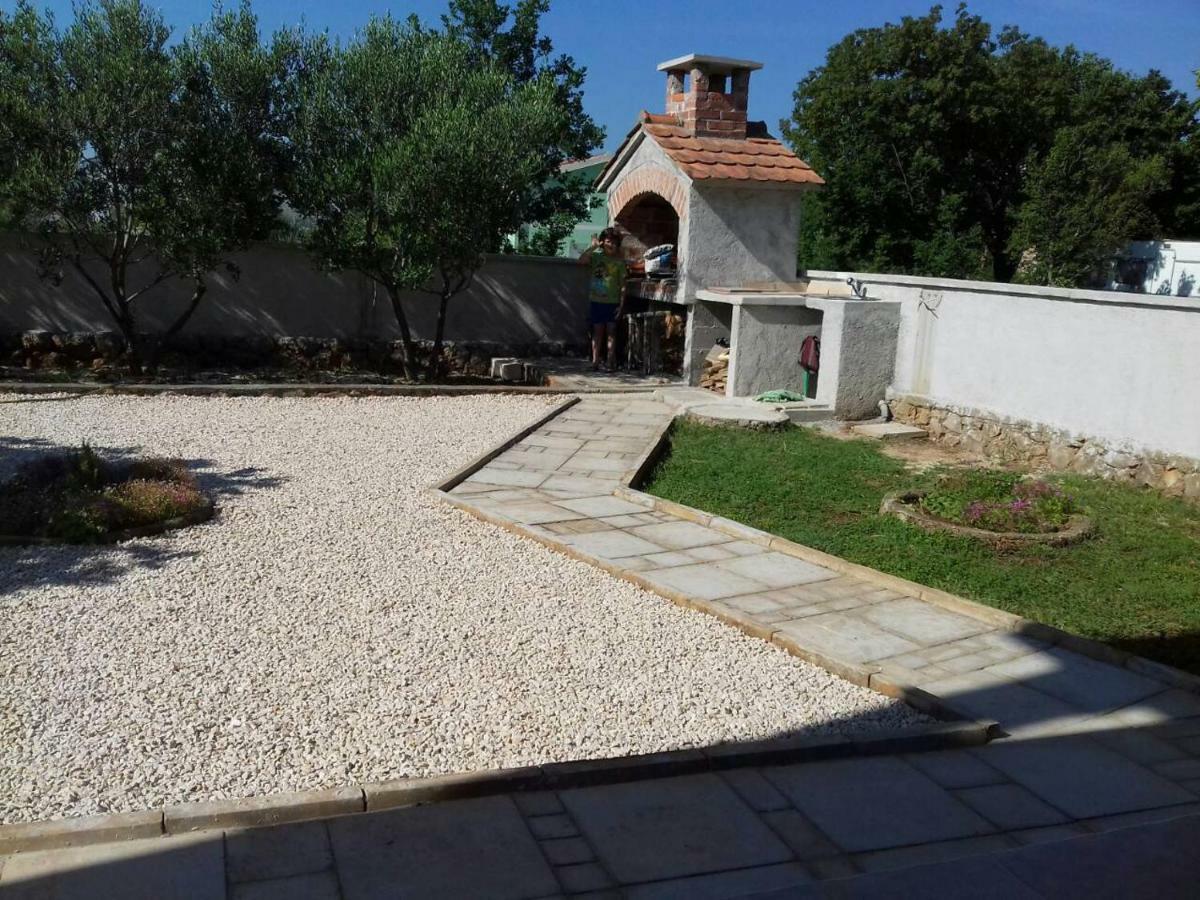 Apartman Pajo Seline Bagian luar foto