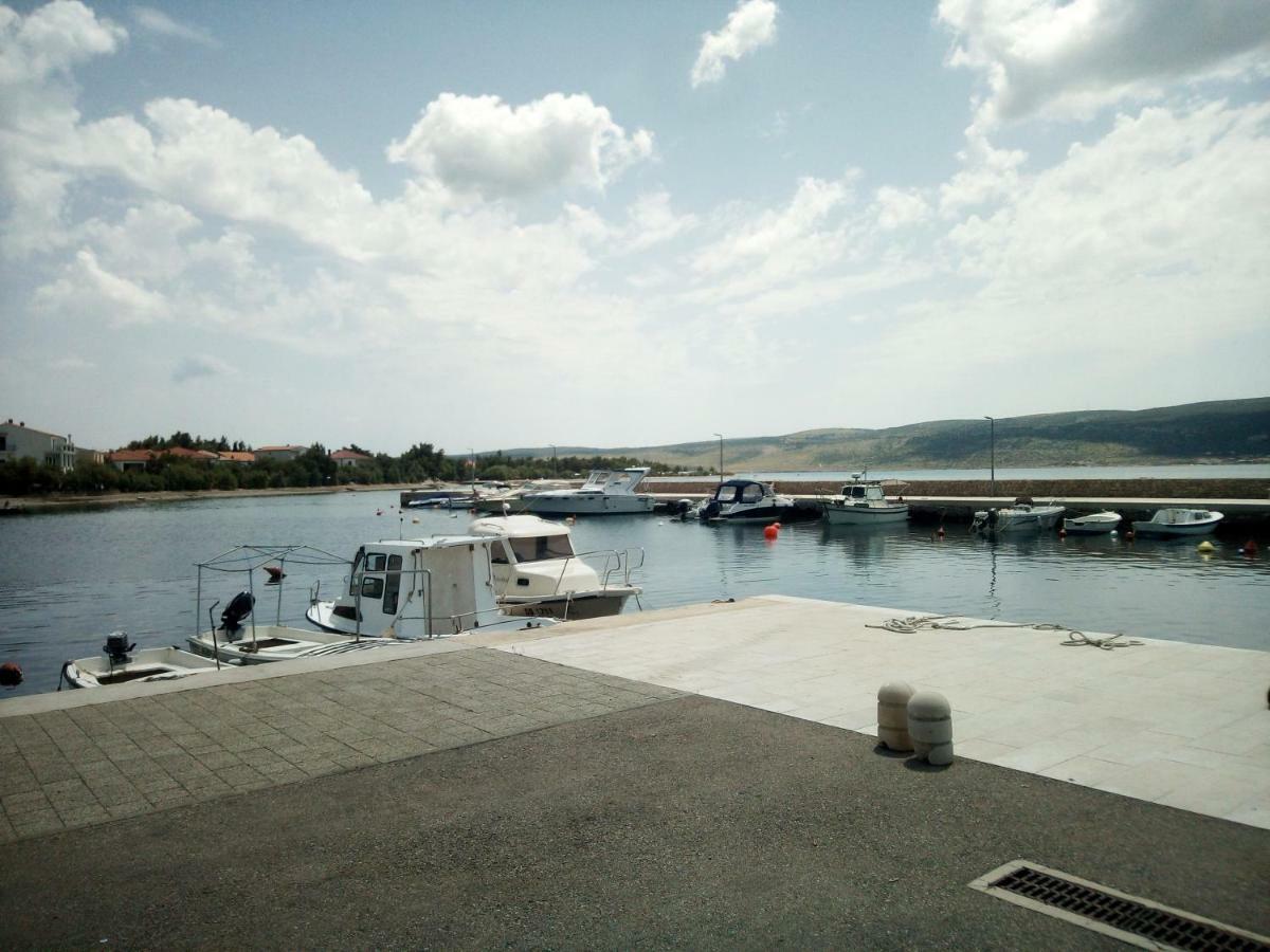 Apartman Pajo Seline Bagian luar foto