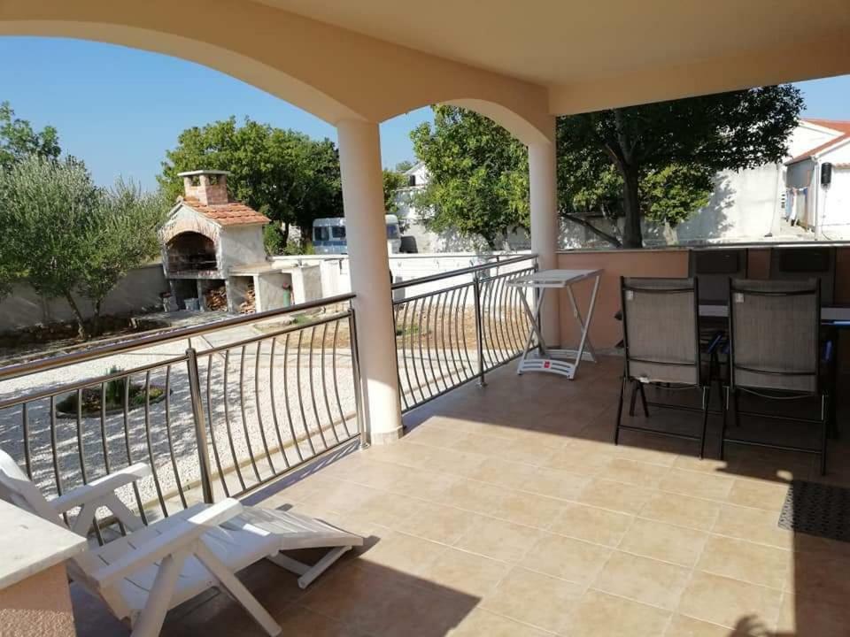 Apartman Pajo Seline Bagian luar foto