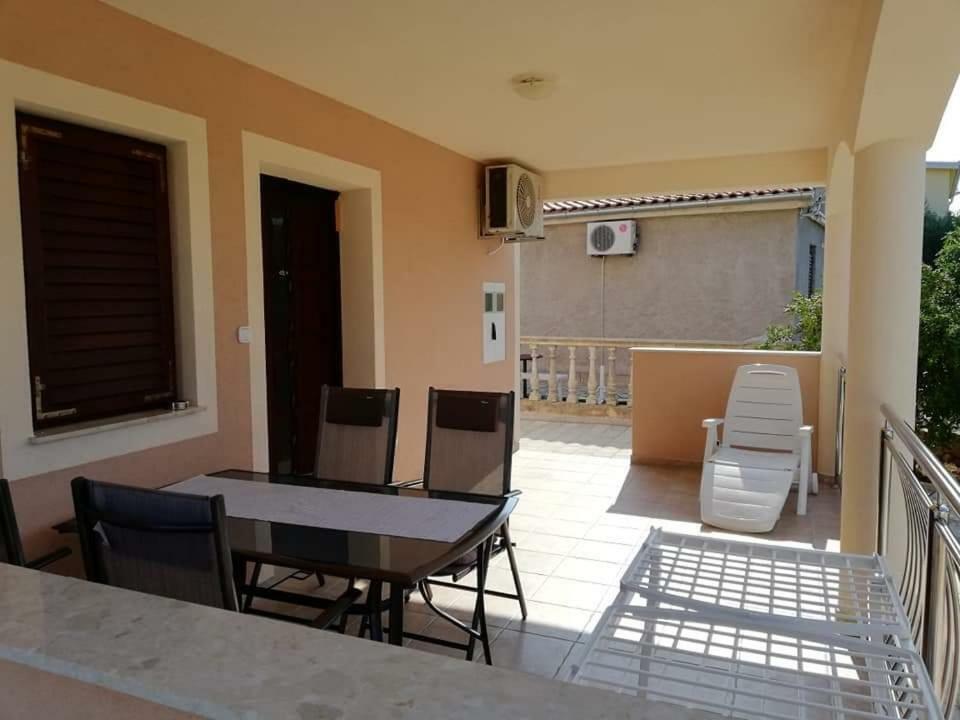 Apartman Pajo Seline Bagian luar foto